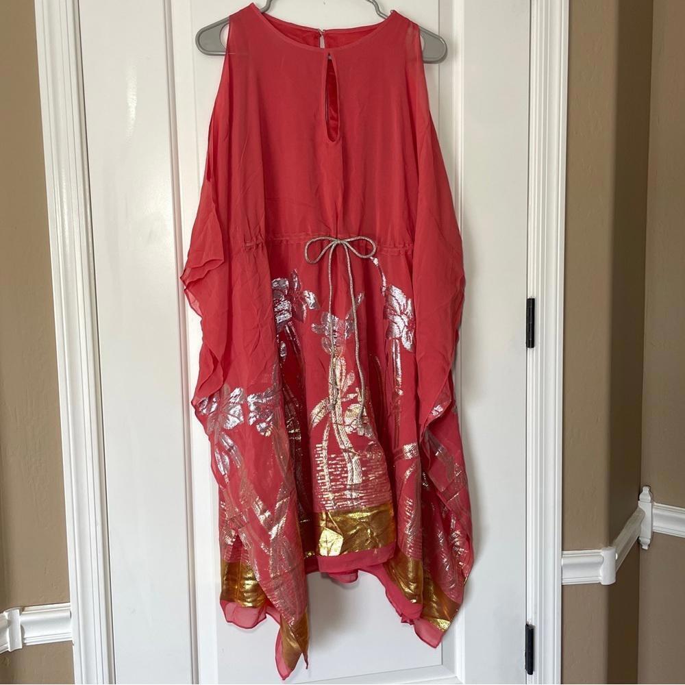 NWT‎ Badgley Mischka Hibiscus Coral Mettalic Floral Poncho Caftan Dress Size: S